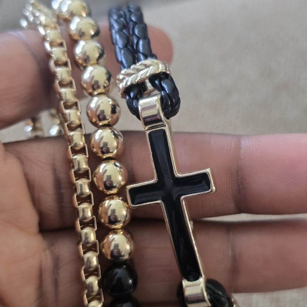 Macy's Black Gold Cross Bracelet Set Women New - Picture 4 of 7